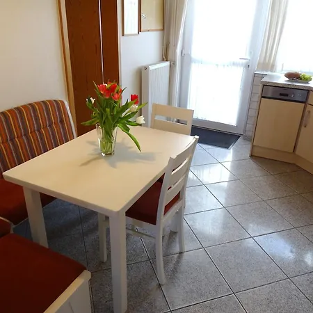 Specht - Haus Grauer Esel -2-